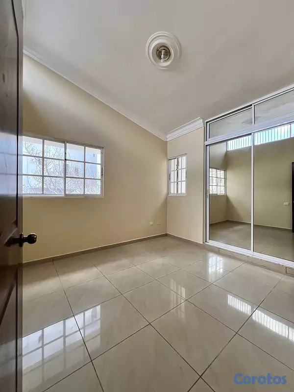 oficinas y locales comerciales - LOCAL COMERCIAL  4