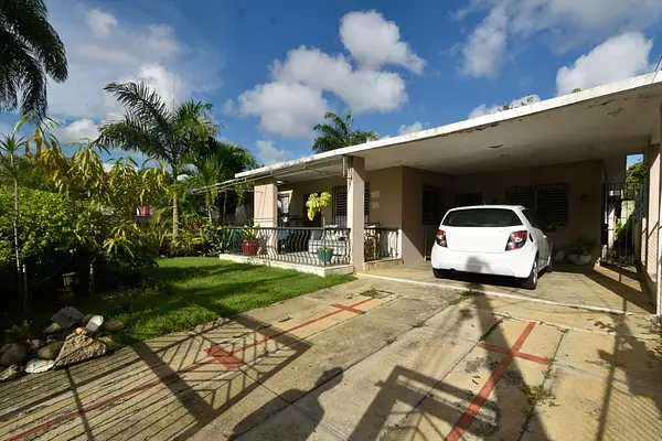 casas - VENDO CASA- SOLAR EN LOS PRADOS EN OPORTUNIDAD  2