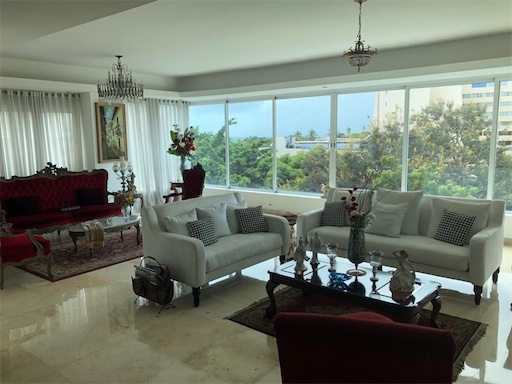 apartamentos - Venta de apartamento en los cacicazgos de 335mts Distrito Nacional piso 4 9