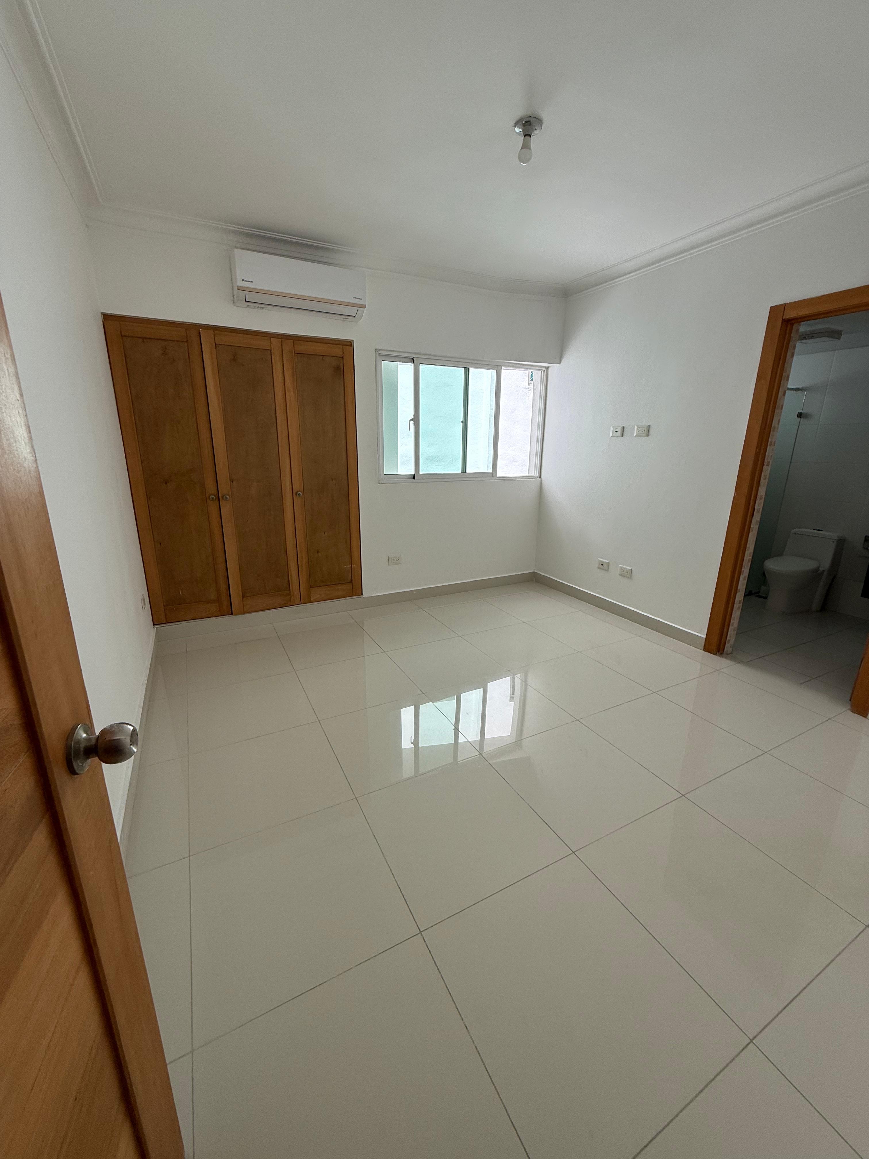 apartamentos - ¡Apartamento  en Renacimiento!  📍 Ubicación: Rena 2