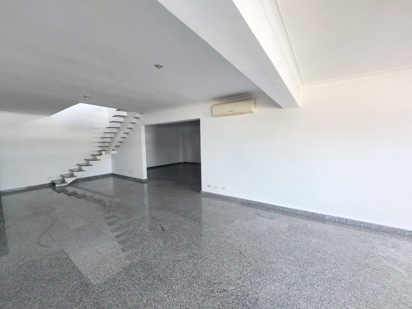 apartamentos - Hermoso pent-house de 2 niveles a estrenar 0