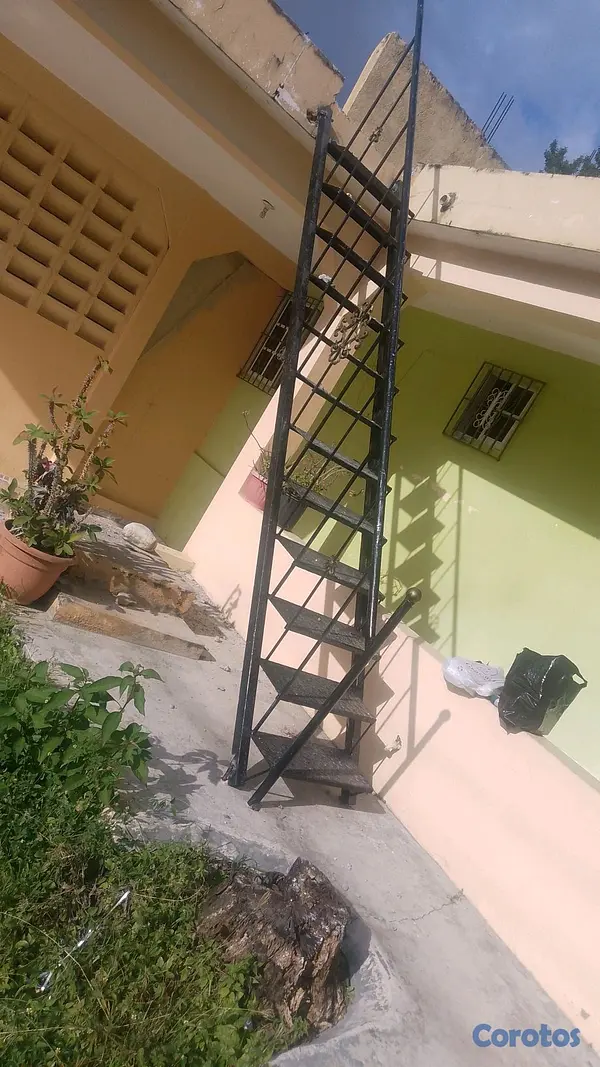 negocios en venta - escalera recta  3
