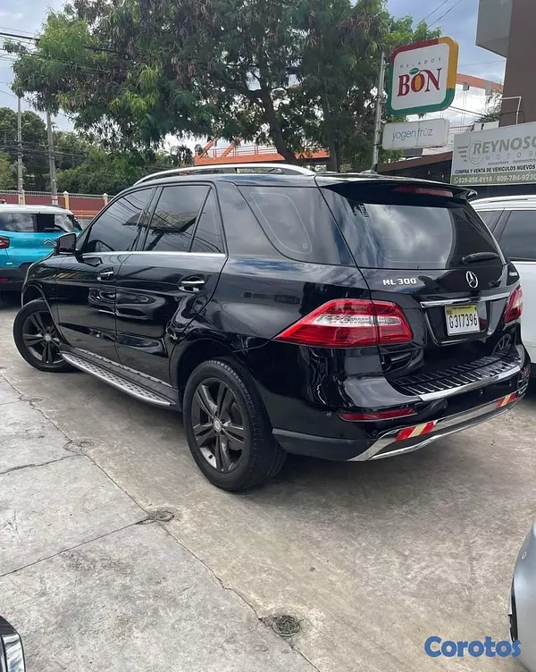 jeepetas y camionetas - MERCEDES BENZ ML 300 2014 4