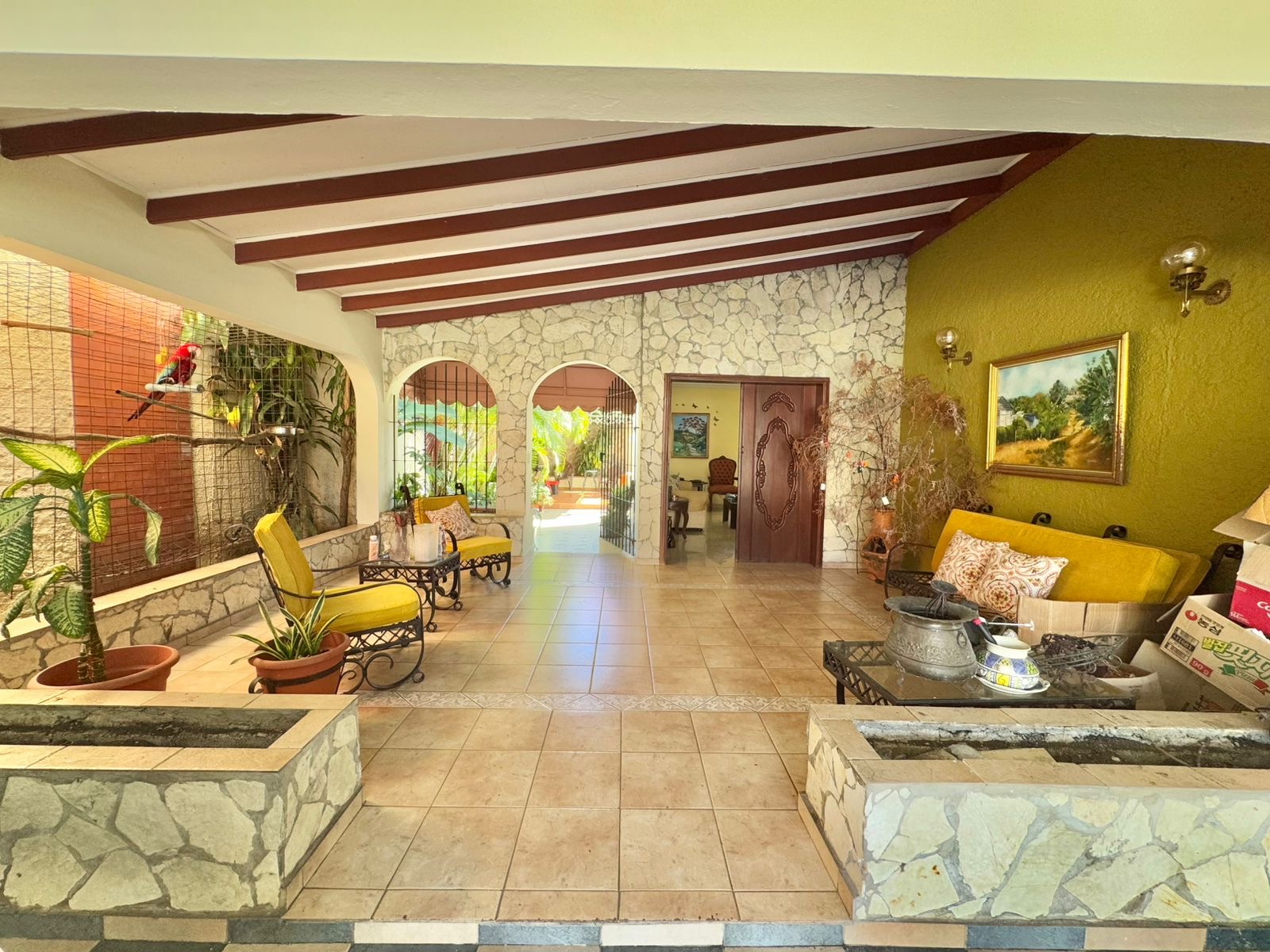 casas - Vendo casa de dos niveles en el millón espectacula 0