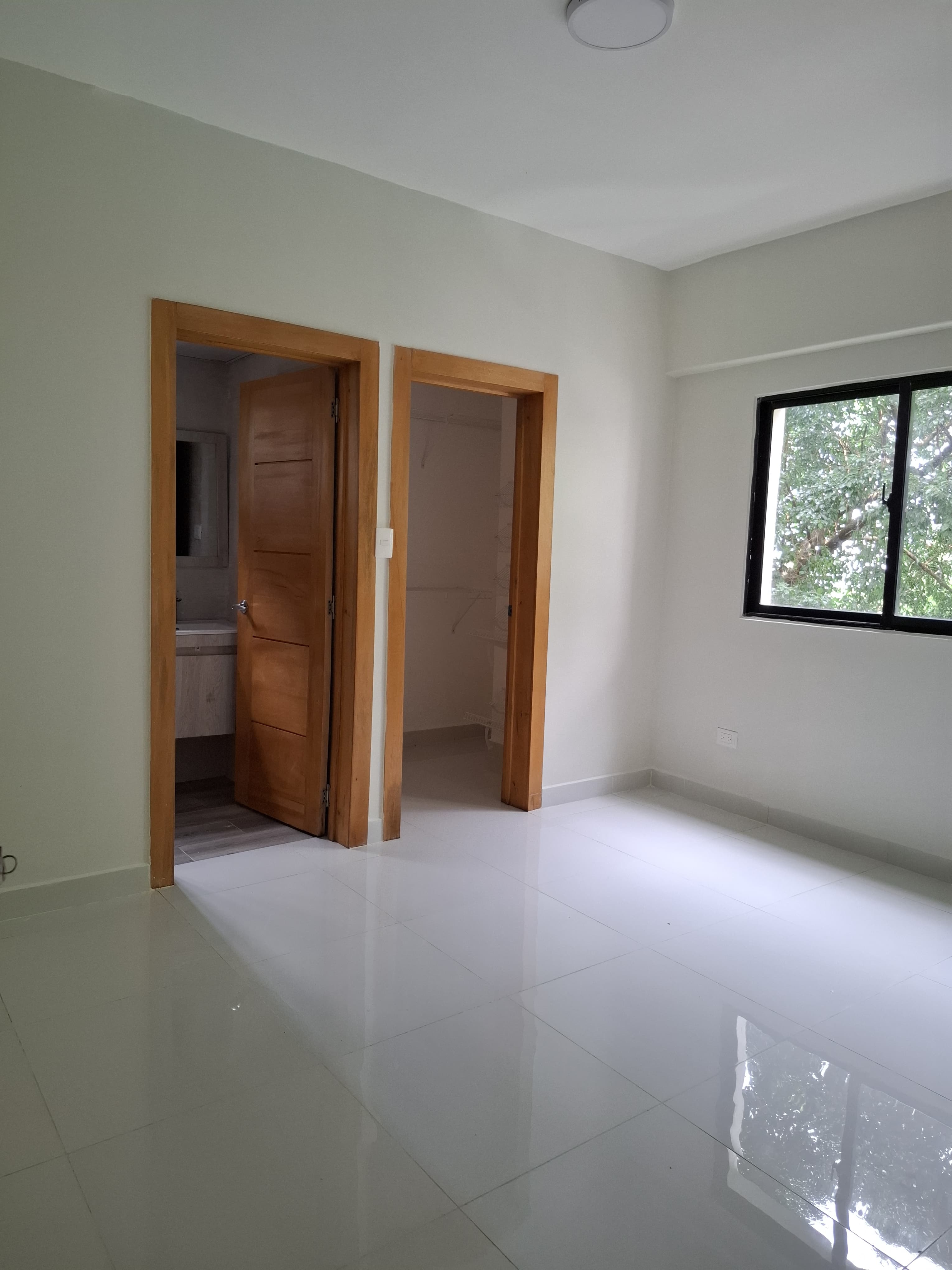 apartamentos - Alquilo apartamento nuevo en el vergel 4to Piso 4