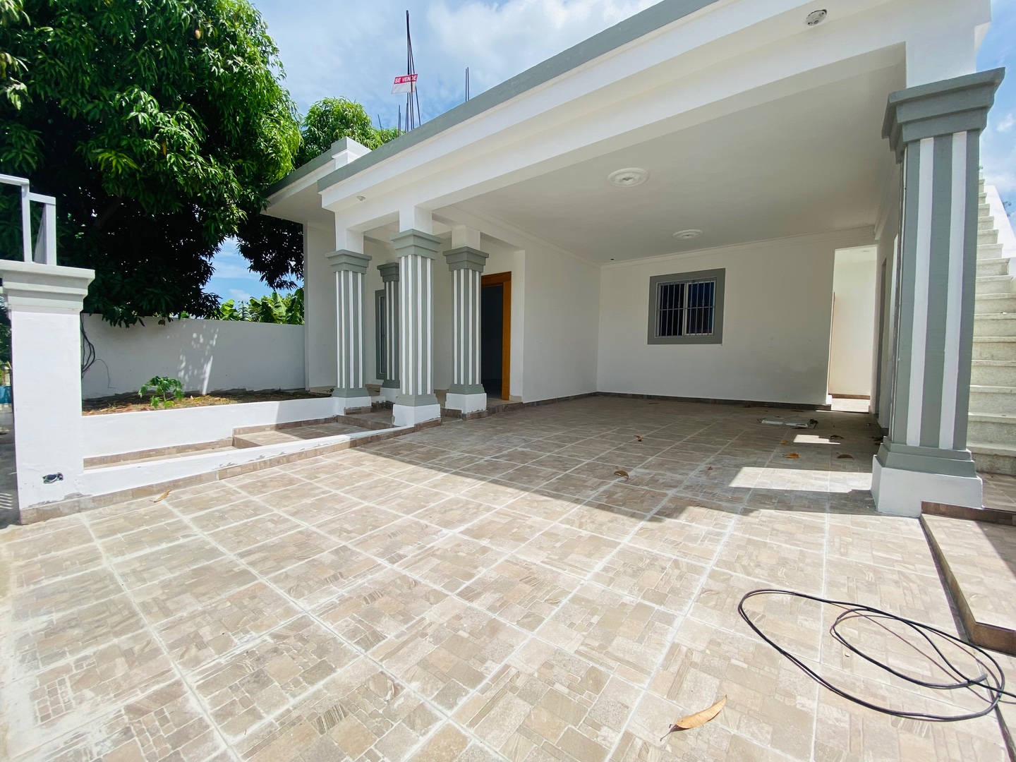 casas - CASA EN VENTA EN SANTIAGO DE LOS CABALLEROS PRÓXIMO ANTONIO OCHOA  2