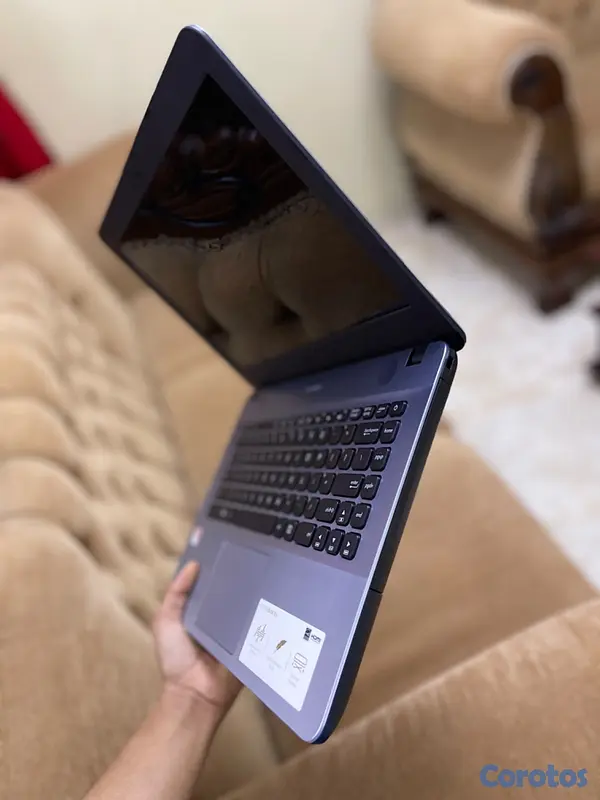 computadoras y laptops -  ASUS VivoBook Max X441BA AMD A6-9225 de 7ma gener 11