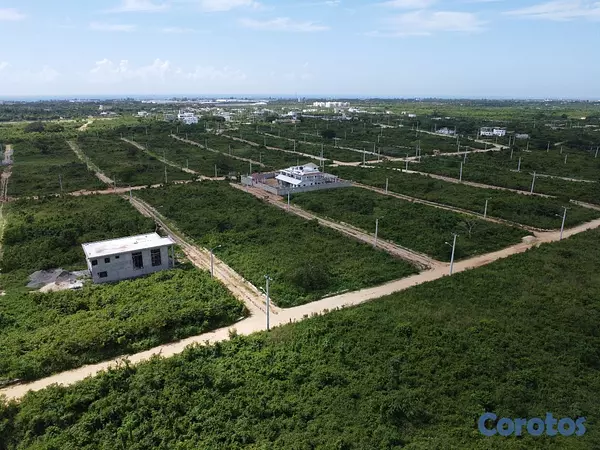 solares y terrenos - Solares financiados en la Avenida Ecológica, con titulo y calles asfaltadas 5