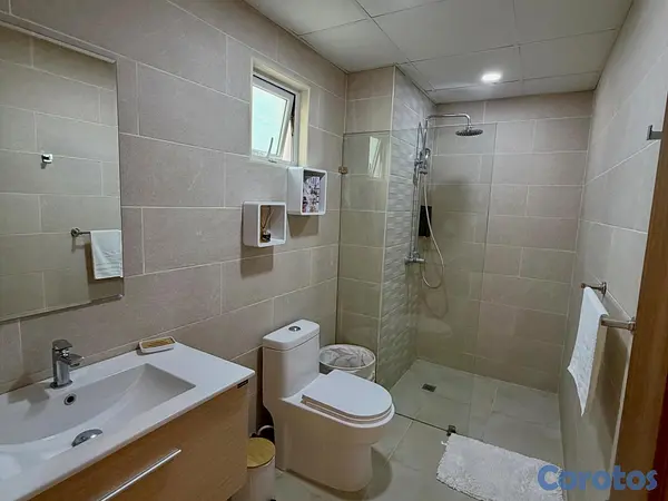 apartamentos - Oportunidad de inversión Apartamento Remodelado en 11