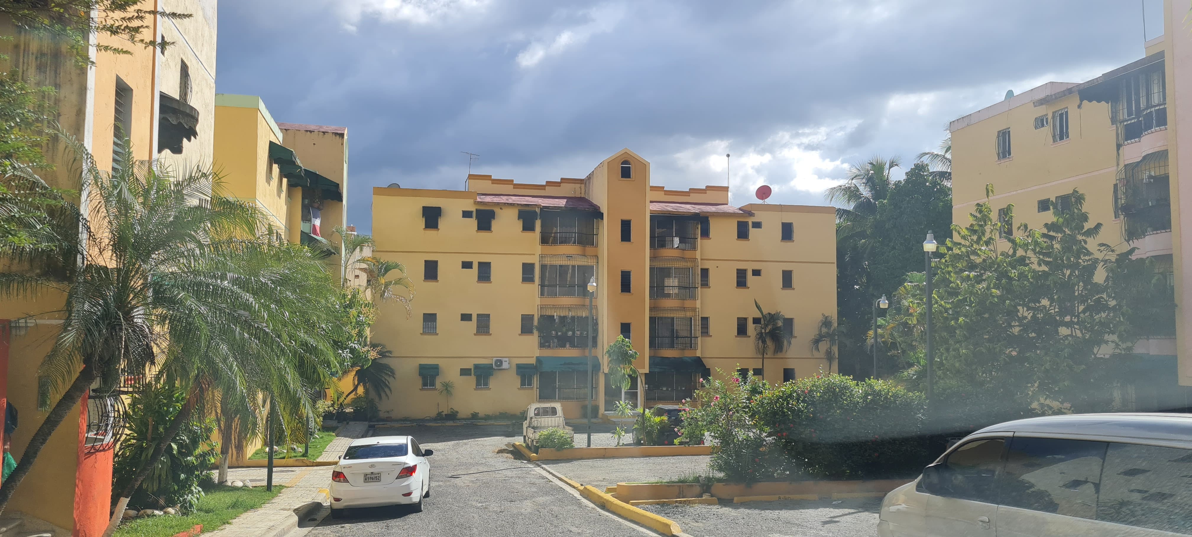 apartamentos - Apartamento en Colinas del Arroyo 206799 0