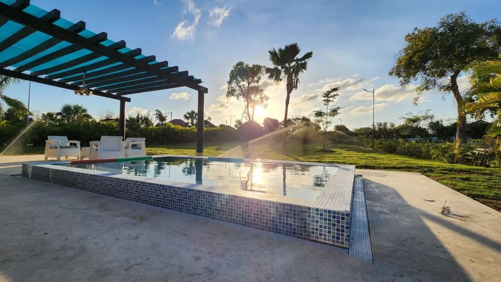 casas vacacionales y villas - Venta de lujosa villa en Cap Cana