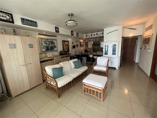 apartamentos - Venta de apartamento en juan dolio primera línea de playa totalmente amueblado 3