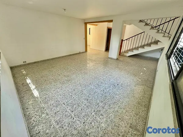 casas - vendo Casa en  Cacicazgos 4