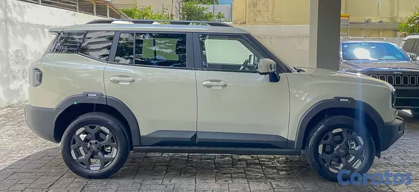 jeepetas y camionetas - JETOUR T1  3