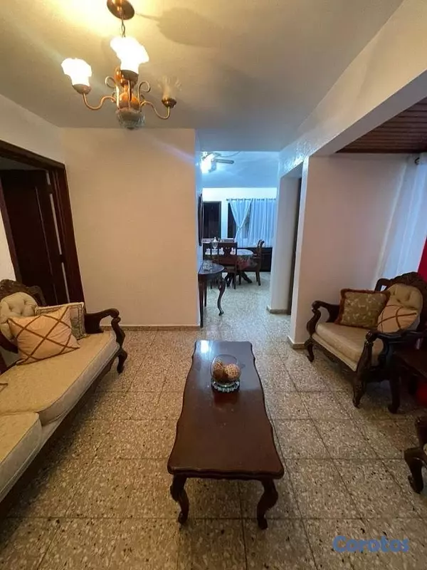 casas - Hermosa y amplia casa con precio de oportunidad ubicada en Alma Rosa 2. 10