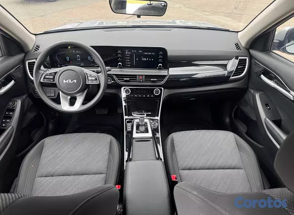 jeepetas y camionetas - Kia Seltos LX 2025 4