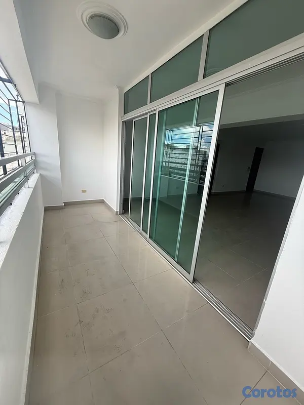 apartamentos - Apartamento en Alquiler - Bella Vista |
Amplio y Cómodo.  19
