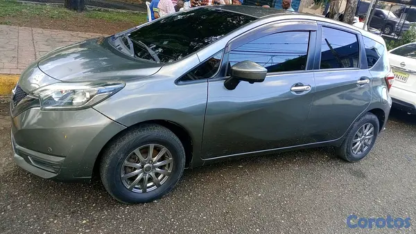 carros - Nissan Note 2018 4x4  3