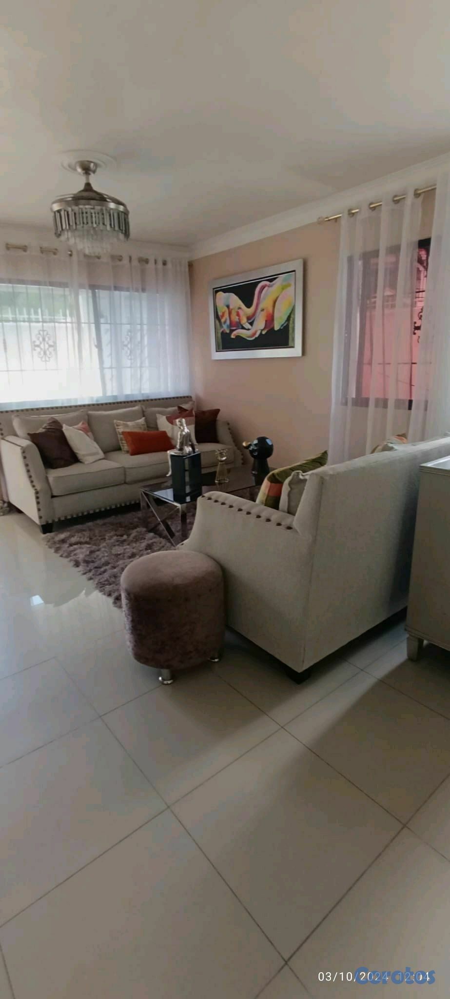 casas - VENDO de OPORTUNIDAD para INVERSIÓN "CASA ALQUILADA" excelentes condiciones.  4