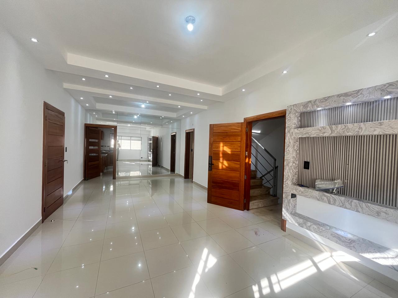 apartamentos - Alquiler de Apartamento en ensanche Paraíso vacio 0