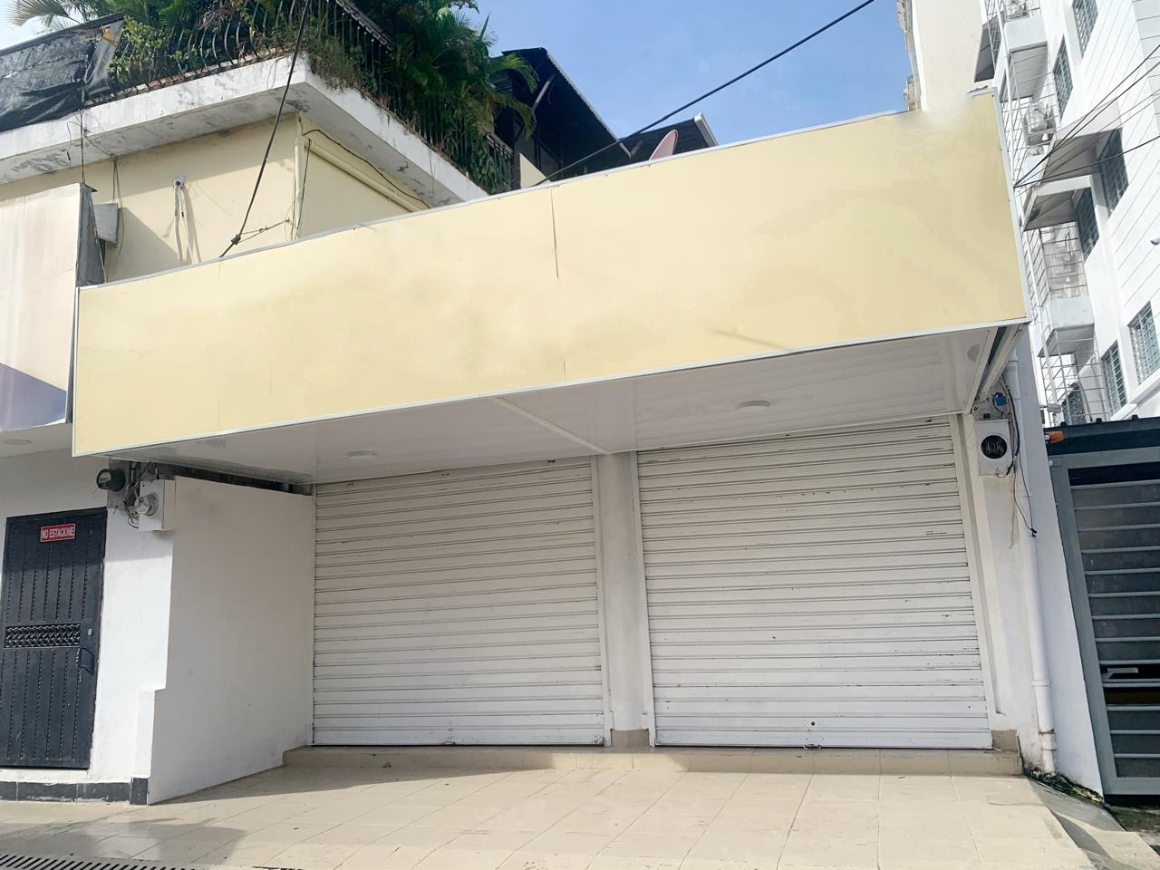 oficinas y locales comerciales - Local en Primer nivel  3