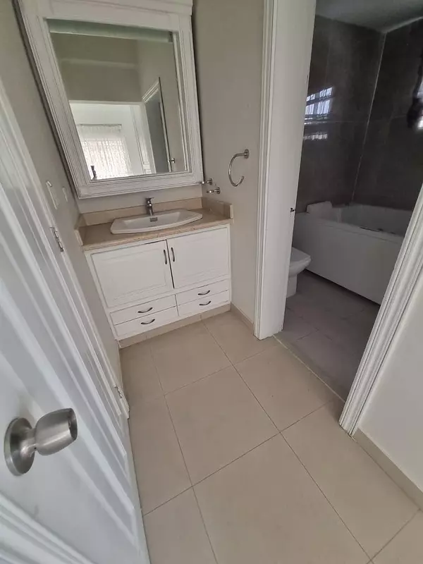 apartamentos - Se vende apartamento en Bella Vista 7