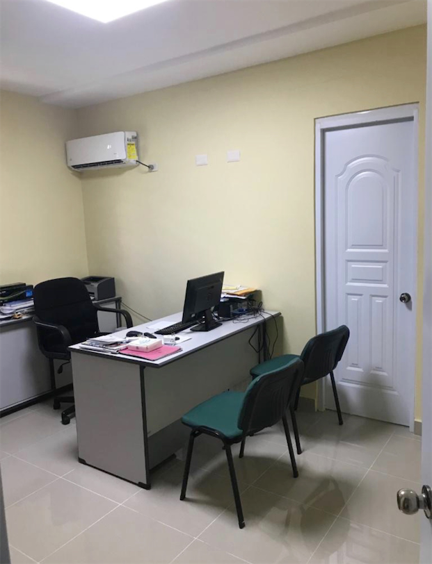 oficinas y locales comerciales - Propiedad comercial céntrica 8