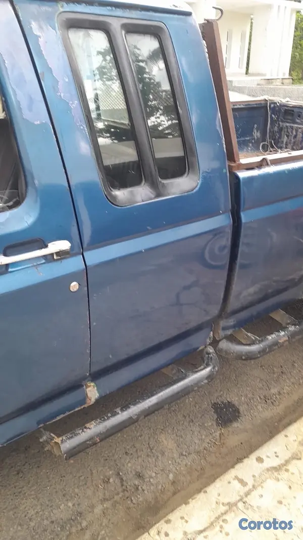 jeepetas y camionetas - Ford 350 año 1990 en buen estado 4
