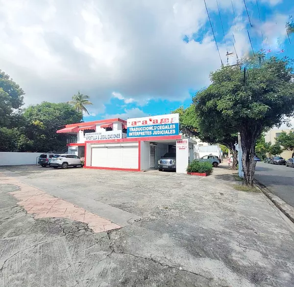 oficinas y locales comerciales - Excelente propiedad esquinera  3