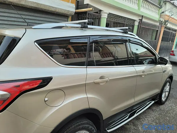jeepetas y camionetas - Ford escape  7