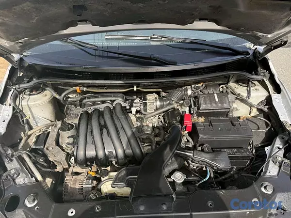 carros - Nissan Tiida 2008 Hatchback 8