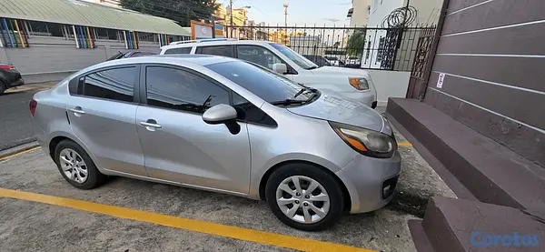 carros - kia rio 2012 5