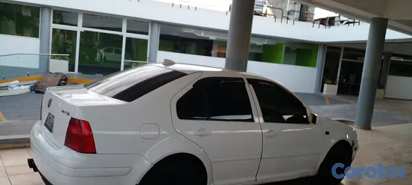 carros - Volkswagen Jetta 2002 3
