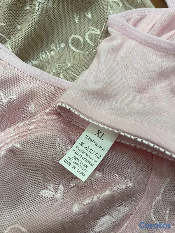 ropa para mujer - Brasier sin barillas 
250 C/U 
3 colores disponibles 3