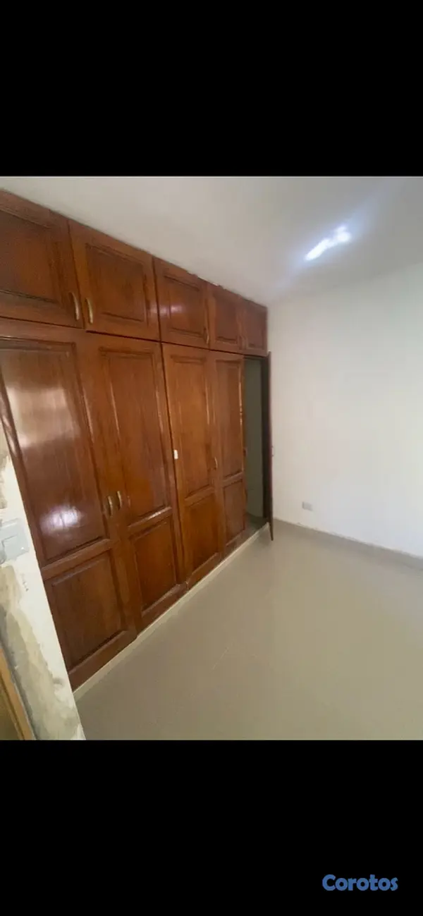 apartamentos - Frente a Iglesia Santísima Trinidad 120 metros 2 habitaciones  7