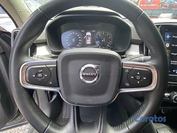 jeepetas y camionetas - VOLVO XC40 T5 AWD 2019 10