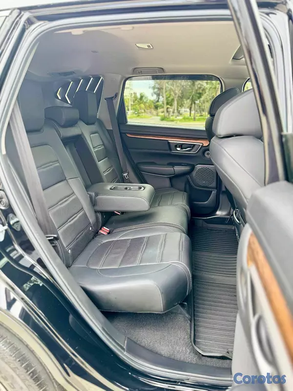 jeepetas y camionetas - Honda crv touring 2022 9