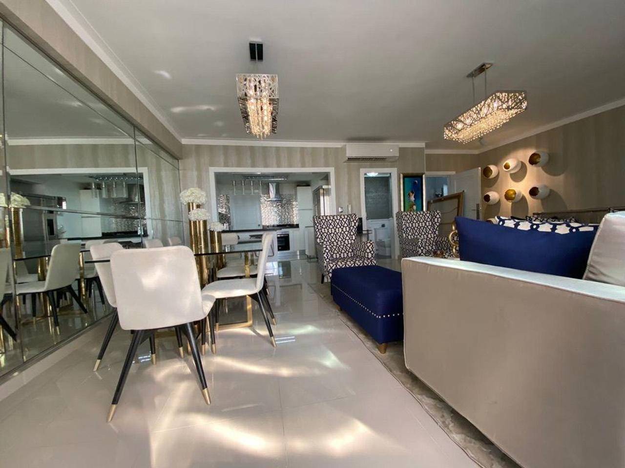 apartamentos - Apt amueblado en Evaristo Morales 3 Hab y terraza 0