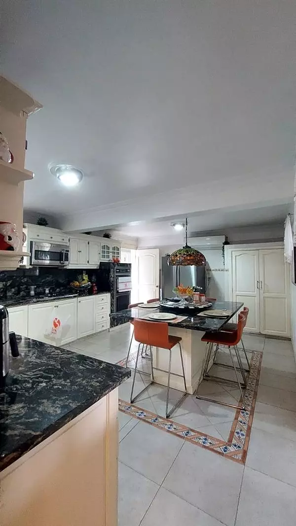 casas - Vendo casa en Julieta Morales  6