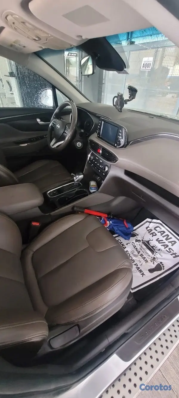 jeepetas y camionetas - HYUNDAI SANTA FE SE 2019 motor DOCH impecable  15