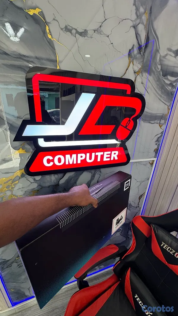 computadoras y laptops - Laptop Gaming Alienware 16 Aurora 4