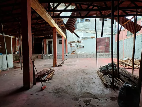 oficinas y locales comerciales - Nave a Remodelar Próximo a la Zona Colonial 7