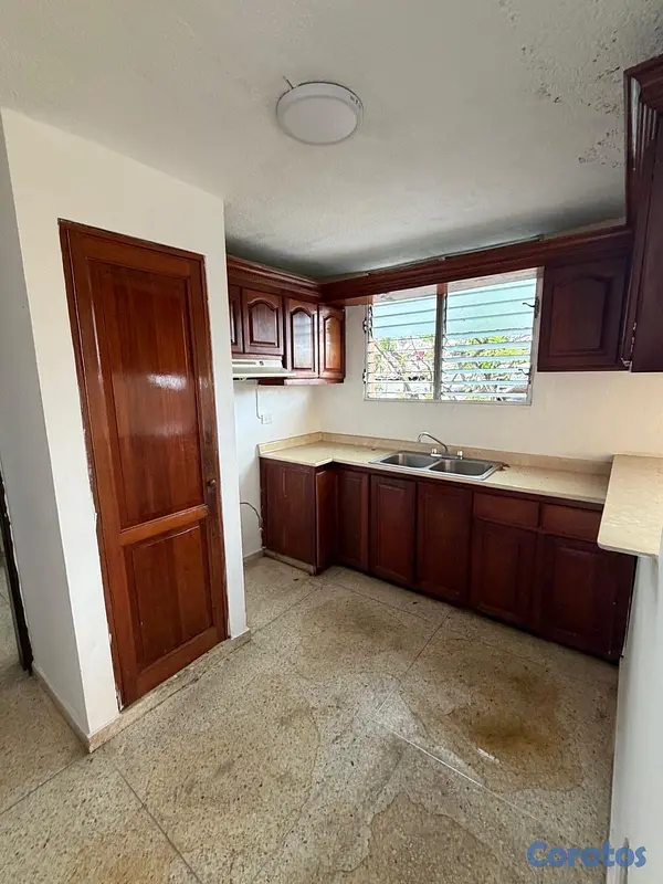 apartamentos - Venta de Apartamento en Los Prados – 3er Piso 6