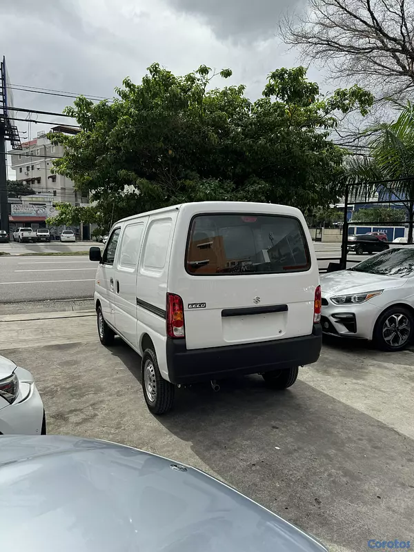 jeepetas y camionetas - Suzuki EECO 2026 0KM 7