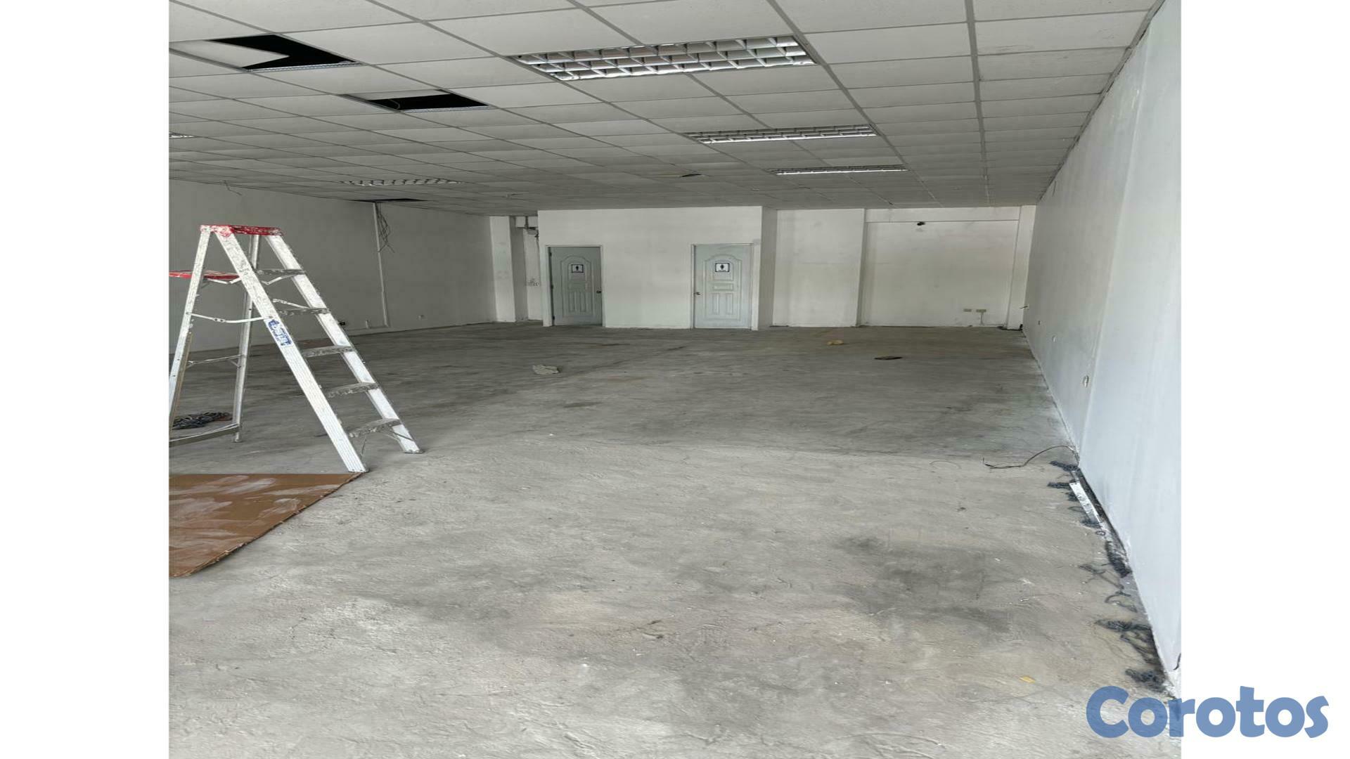 oficinas y locales comerciales - Alquiler Local Comercial Naco 2do Piso 1