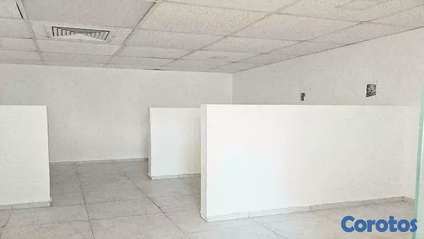 oficinas y locales comerciales - Oficina en alquiler en Evaristo Morales 1