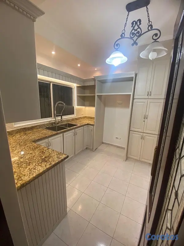 apartamentos - Venta de Espectacular penthouse de 378 m², de Dos Niveles – Bella Vista Sur 3