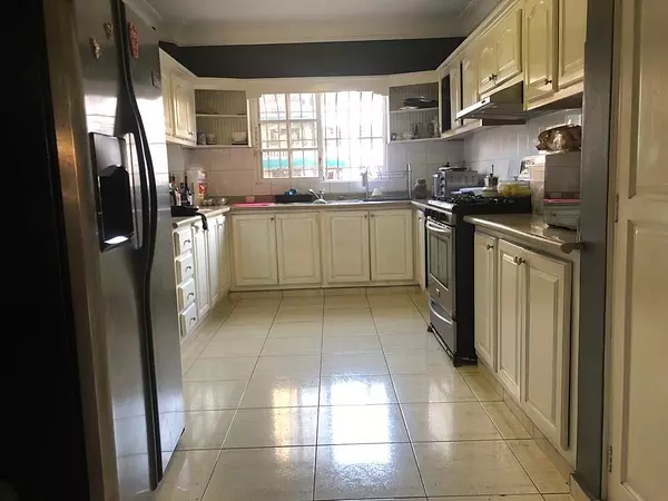 apartamentos - Apartamento en Evaristo Morales  2