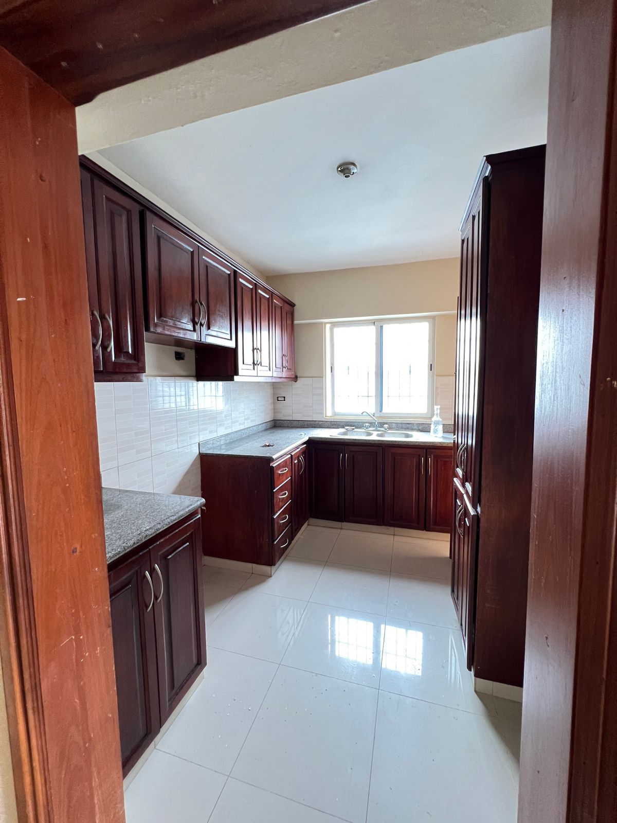 apartamentos - Alquilo apto espacioso de 3 habitación más un estu 5