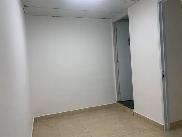 oficinas y locales comerciales - Local céntrico en bella vista 2